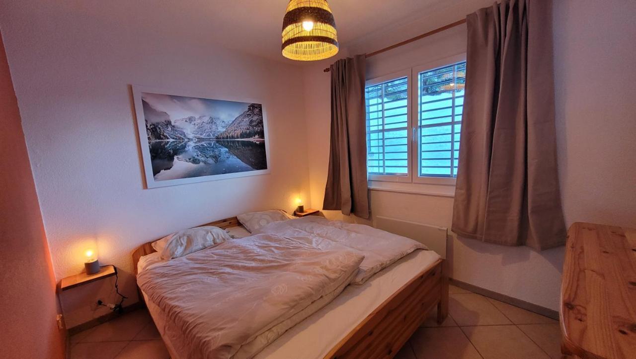 Appartement avec terrasse ensoleillée Gruyeres Esterno foto